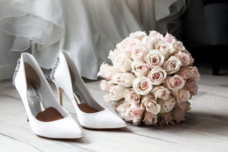 Photo by Terje Sollie: https://www.pexels.com/photo/wedding-preparation-313707/